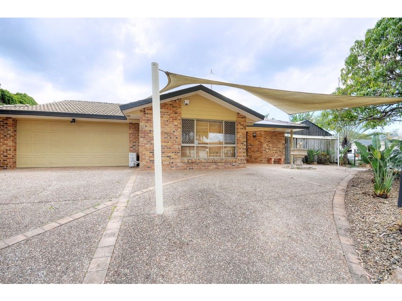 3 Normanby Street, Mermaid Waters QLD 4218