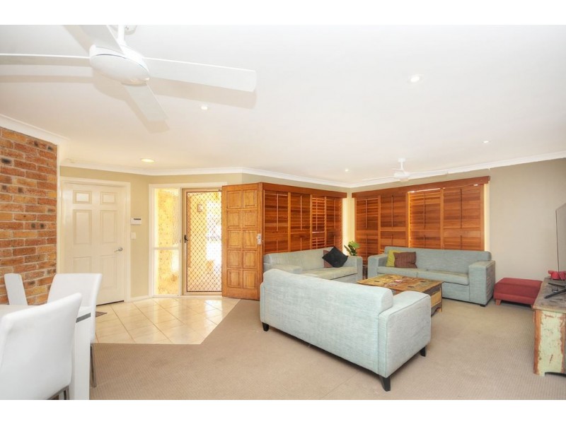 3 Normanby Street, Mermaid Waters QLD 4218