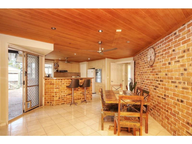 3 Normanby Street, Mermaid Waters QLD 4218