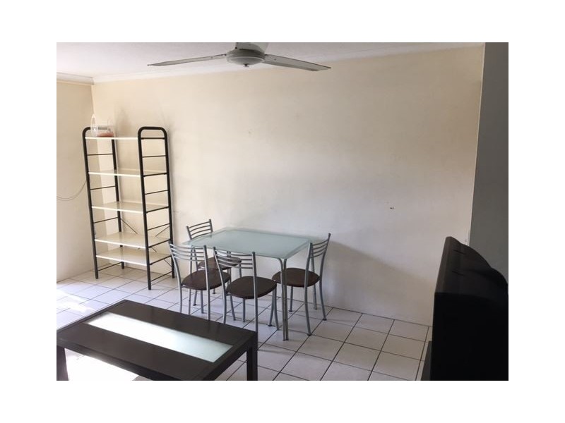 1/25 White Street, Southport QLD 4215