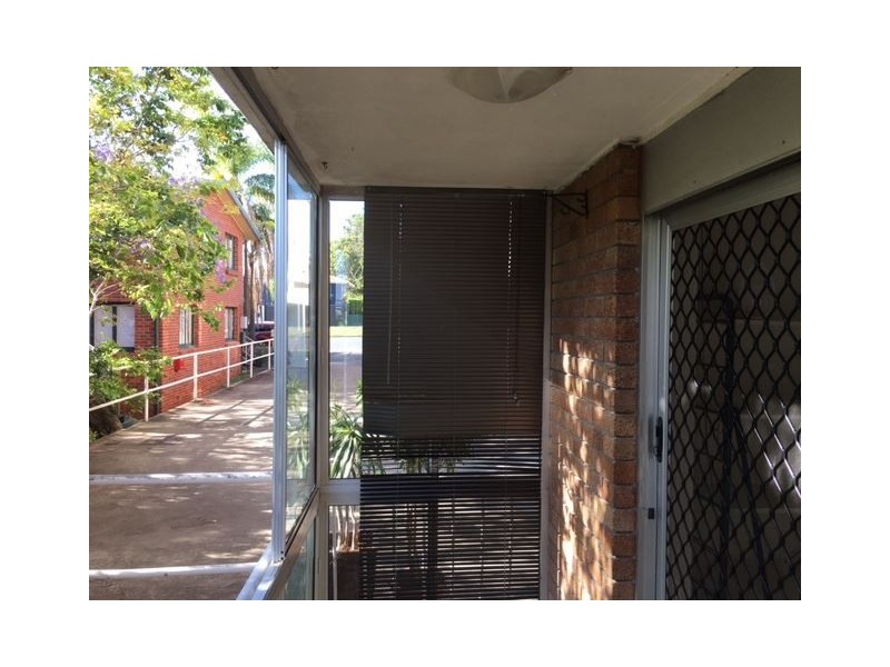 1/25 White Street, Southport QLD 4215