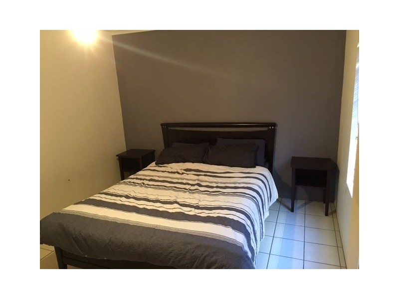 1/25 White Street, Southport QLD 4215