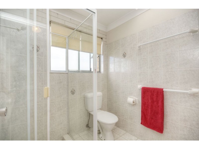 8/22 Aquila Court, Mermaid Waters QLD 4218