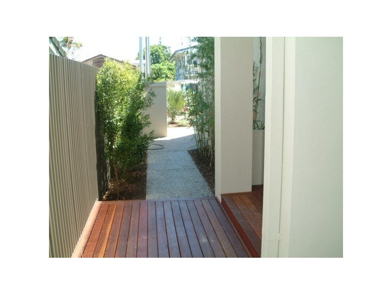 1/19 Waratah Avenue, Biggera Waters QLD 4216