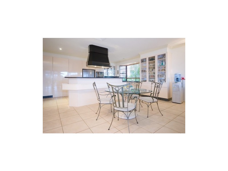 50 Waitomo Street, Broadbeach Waters QLD 4218