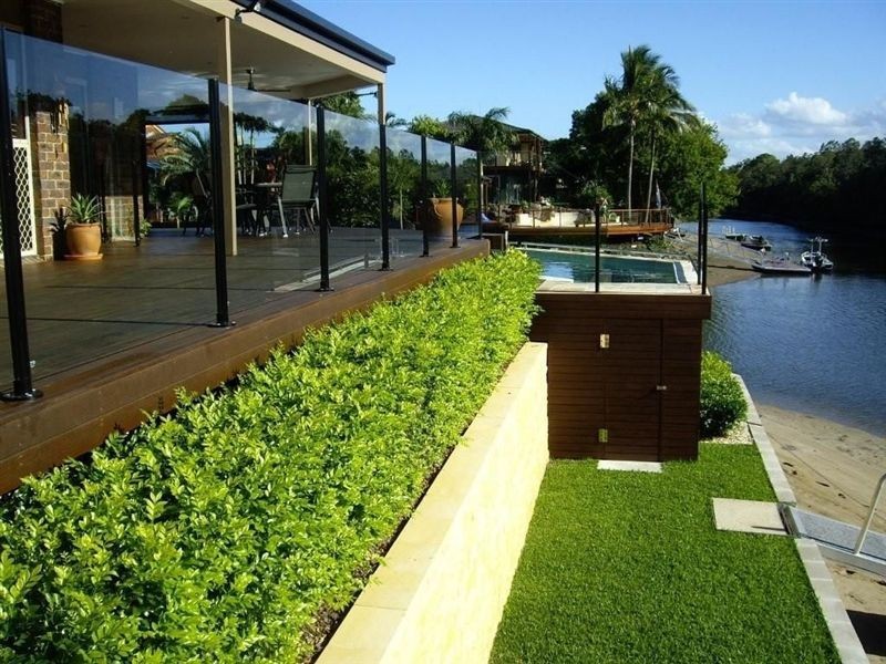 16 Monterey Court, Broadbeach Waters QLD 4218