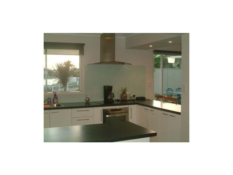 51 Sunshine Boulevard, Broadbeach Waters QLD 4218