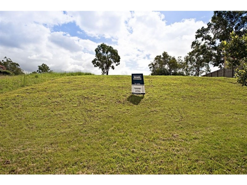 4 Tralee Court, Carrara QLD 4211