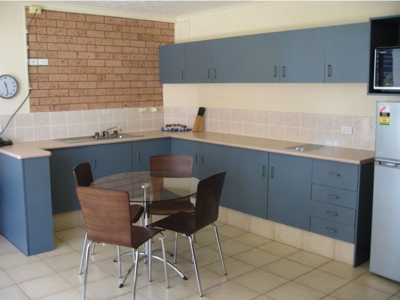 408/40 Surf Parade, Broadbeach QLD 4218