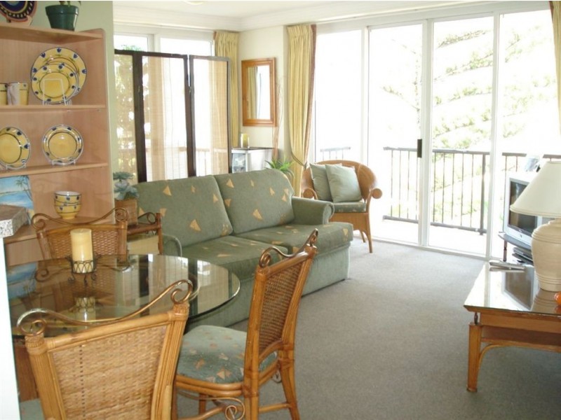 303/9 Beach Parade, Surfers Paradise QLD 4217