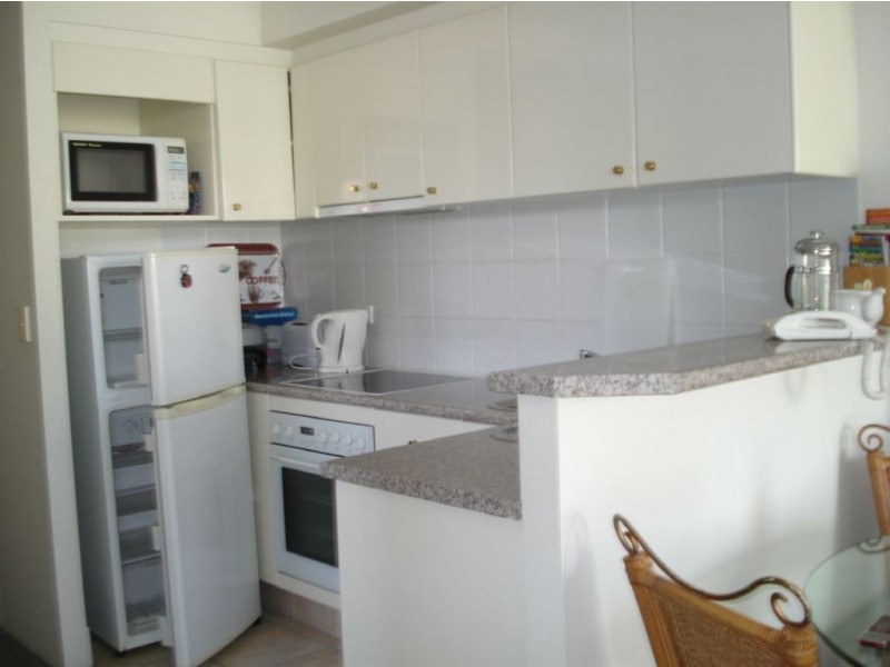 303/9 Beach Parade, Surfers Paradise QLD 4217