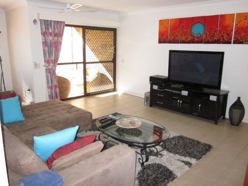 3/22 Dunlop Court, Mermaid Waters QLD 4218