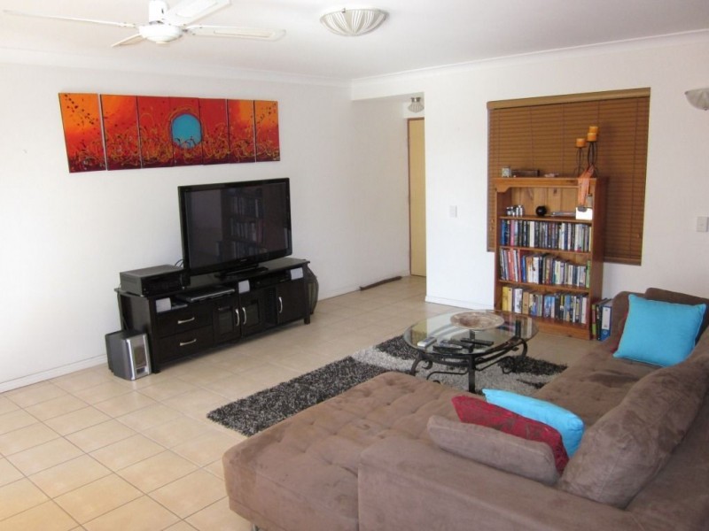 3/22 Dunlop Court, Mermaid Waters QLD 4218