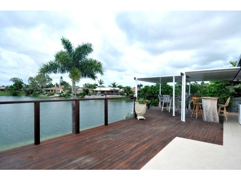 23 Long Island Court, Mermaid Waters QLD 4218