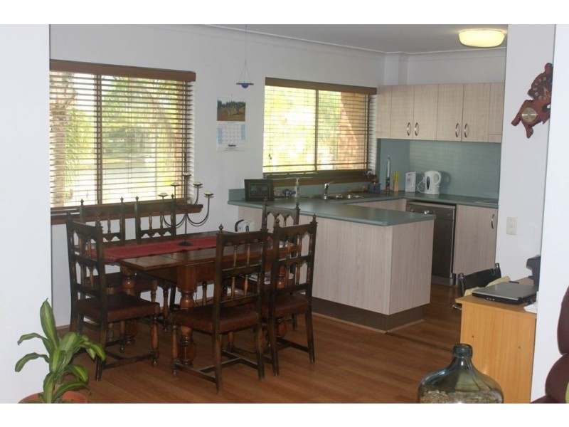 17/14 Dunlop Court, Mermaid Waters QLD 4218