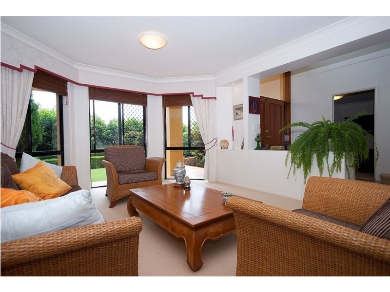 14 Cleland Crescent, Broadbeach Waters QLD 4218