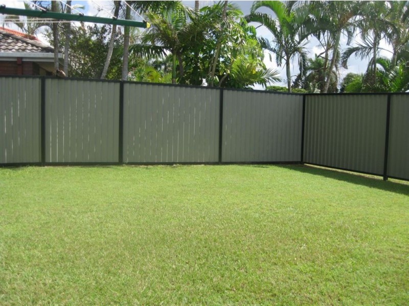 61 Volante Crescent, Mermaid Waters QLD 4218