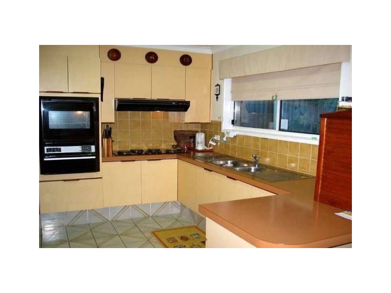 41 Lancelin Drive, Mermaid Waters QLD 4218