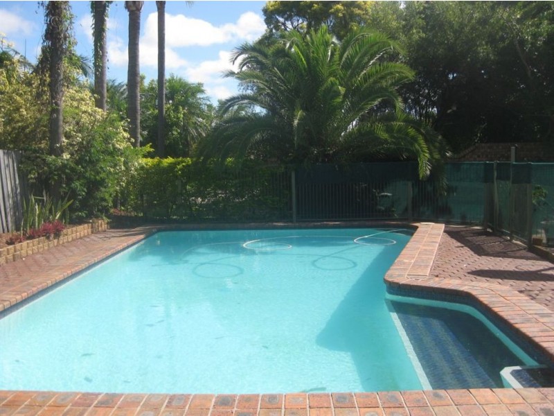 22 Wanneroo Court, Mermaid Waters QLD 4218