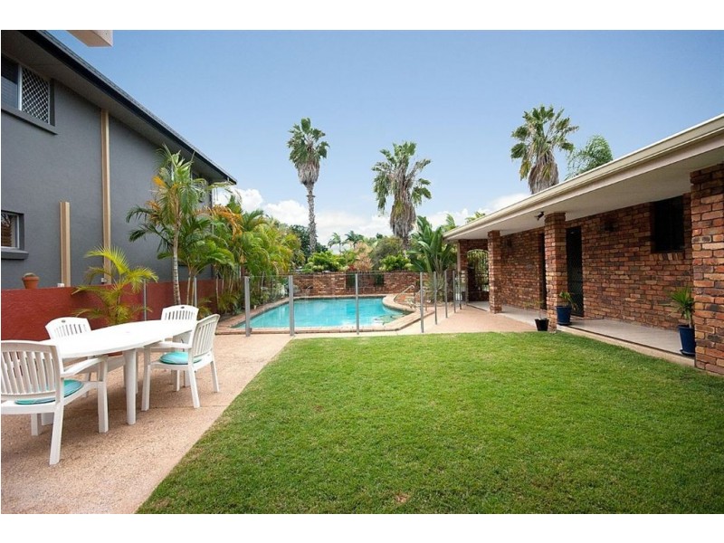 52 Avanti Street, Mermaid Waters QLD 4218