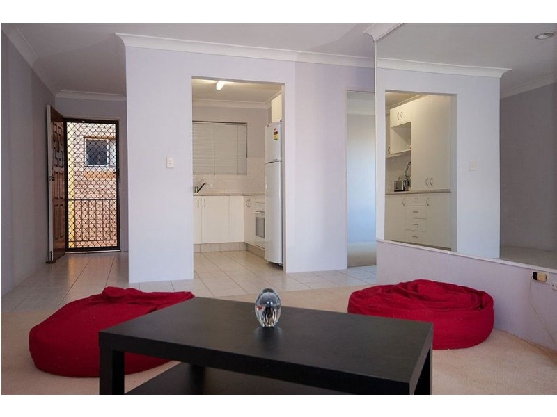5/20 Sigatoka Place, Clear Island Waters QLD 4226