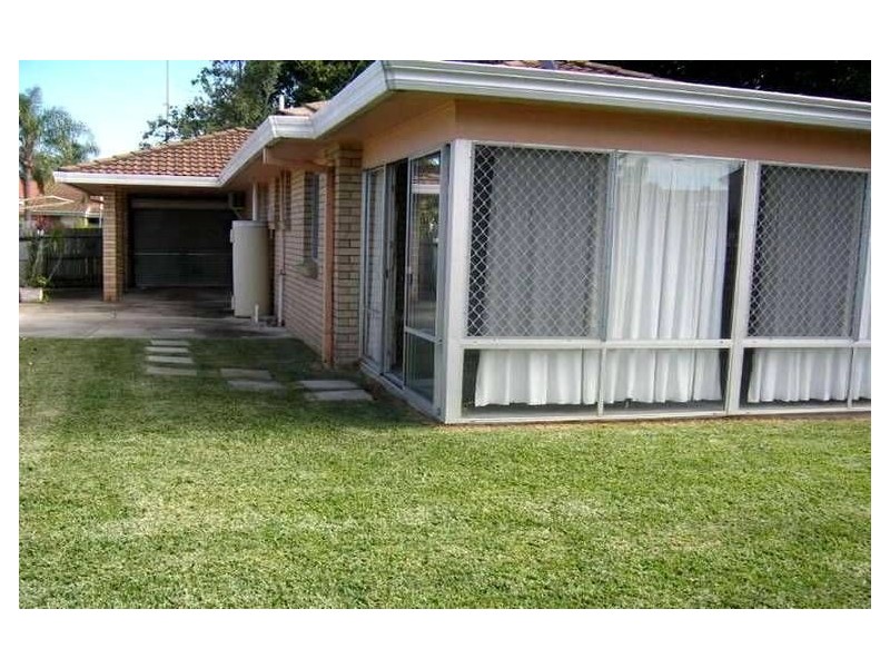 100 Sunshine Boulevard, Mermaid Waters QLD 4218