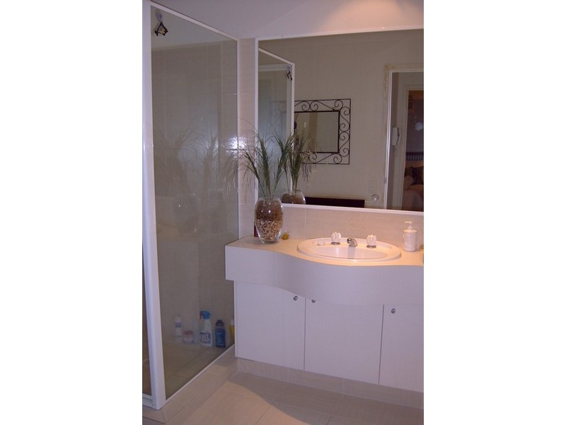 1/1 Flamingo Key, Broadbeach Waters QLD 4218