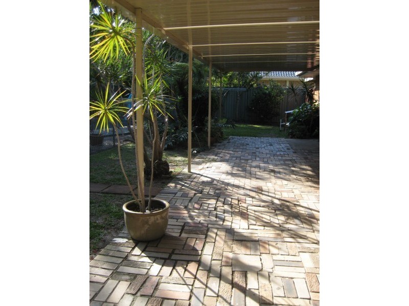 16 Adams Avenue, Miami QLD 4220