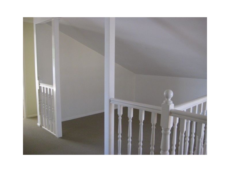 379 Rio Vista Blvd, Mermaid Waters QLD 4218