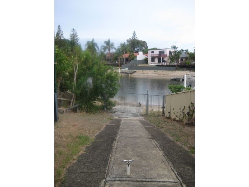 5 Verdichio Avenue, Mermaid Waters QLD 4218