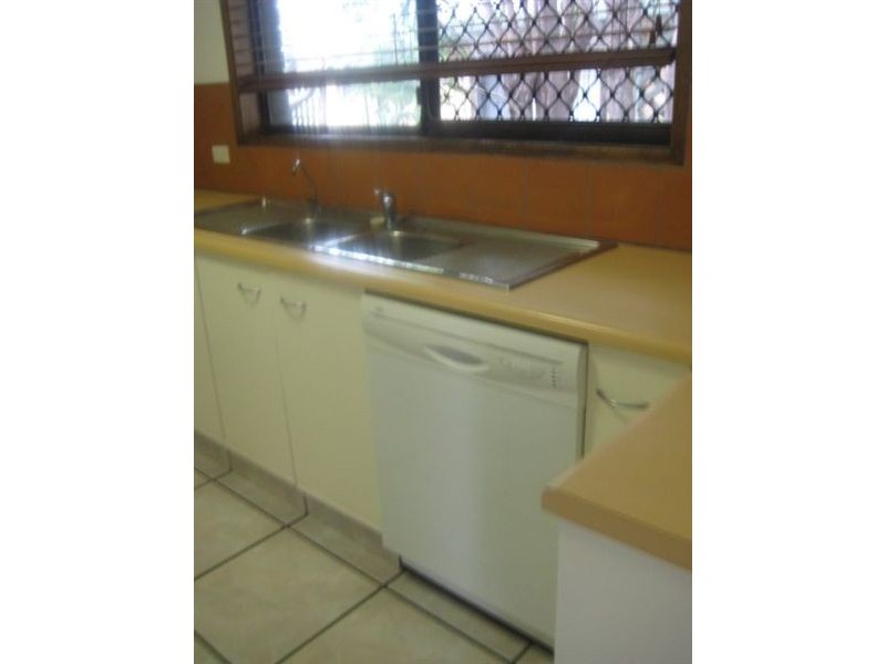 5 Verdichio Avenue, Mermaid Waters QLD 4218