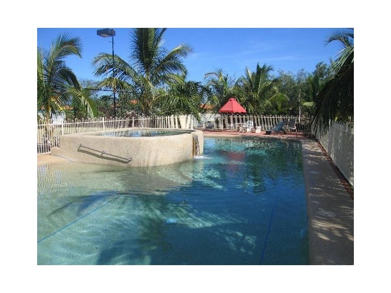 23/1 Pebble Beach Drive, Coral Cove QLD 4670