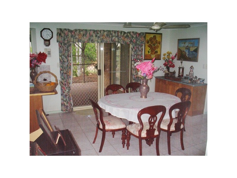 Moore Park Beach QLD 4670