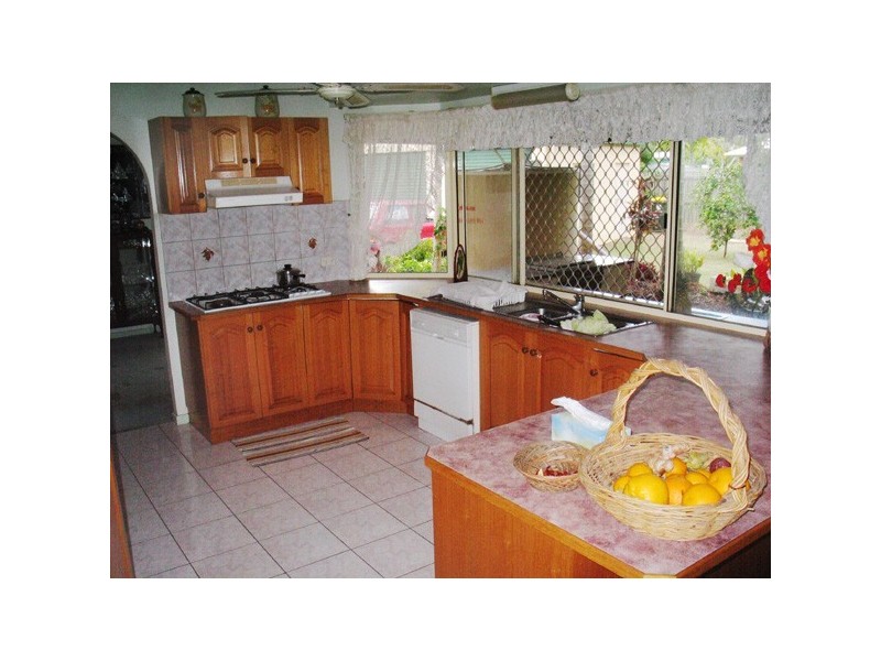 Moore Park Beach QLD 4670