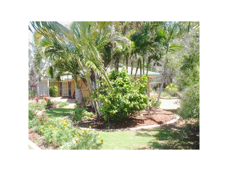 Moore Park Beach QLD 4670