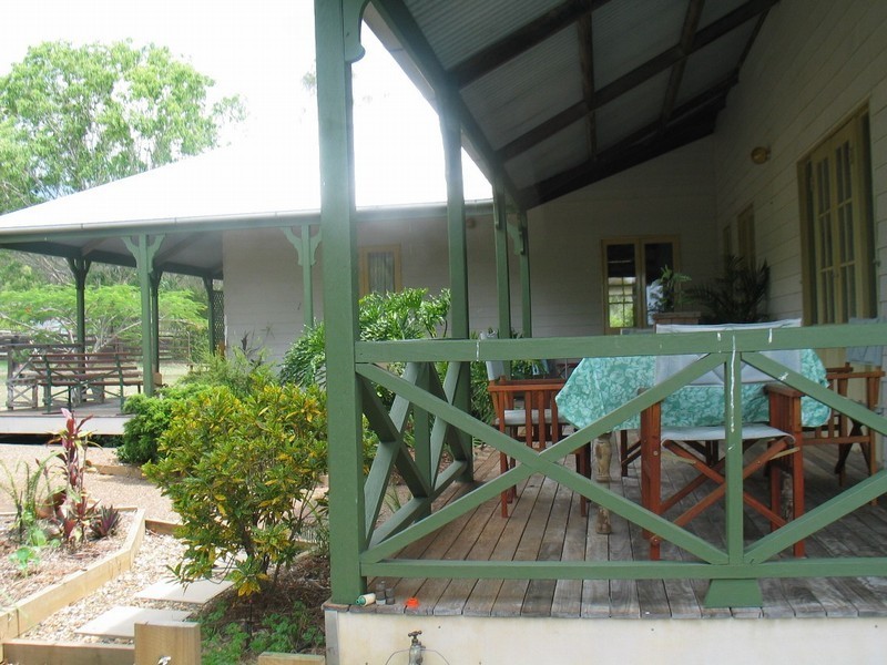 53 Haylocks road, Pine Creek QLD 4670