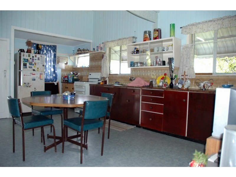 6   RP24799 Victoria Street, Bundaberg East QLD 4670