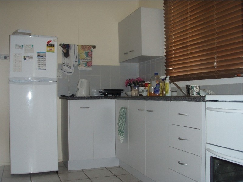 3 Crane Street, Kepnock QLD 4670