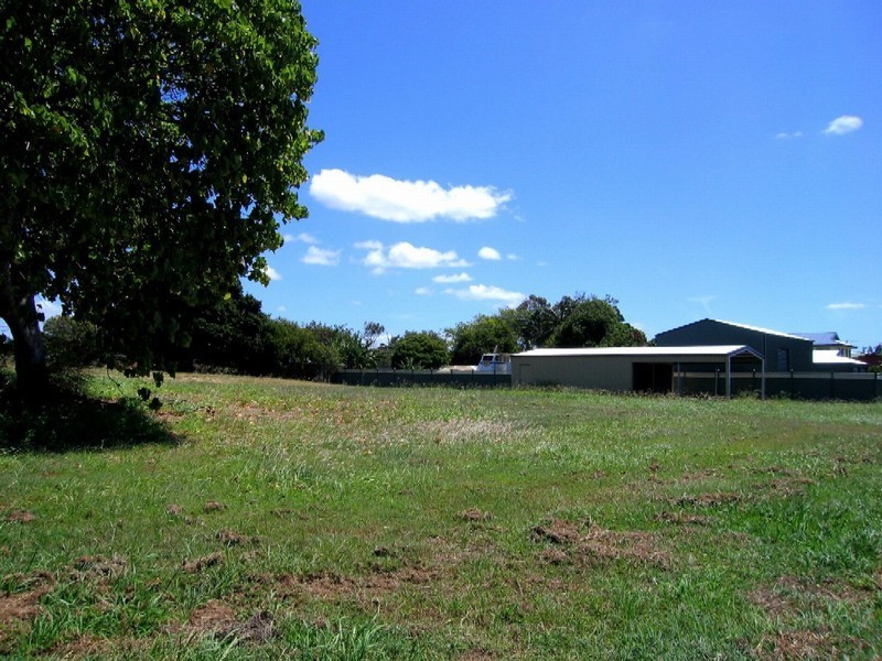 31 Duffy Street, Burnett Heads QLD 4670