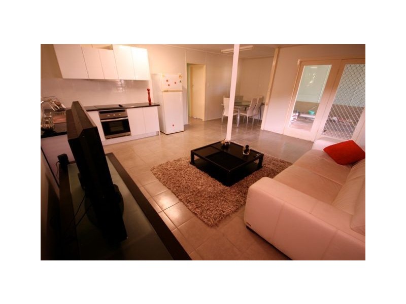 1/48 McNeilly Street, Svensson Heights QLD 4670