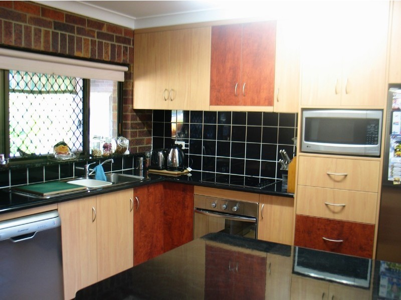 18 The Boulevarde, Bundaberg QLD 4670
