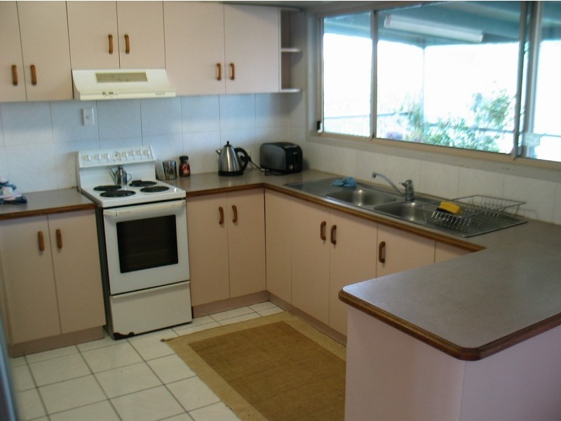 4 Peek Street, Bundaberg QLD 4670