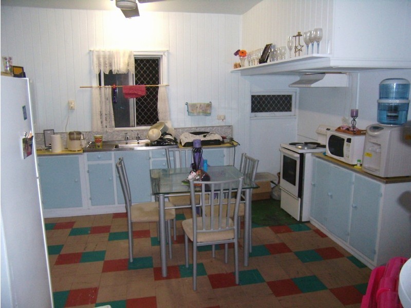 11 Sydney Street, Bundaberg QLD 4670