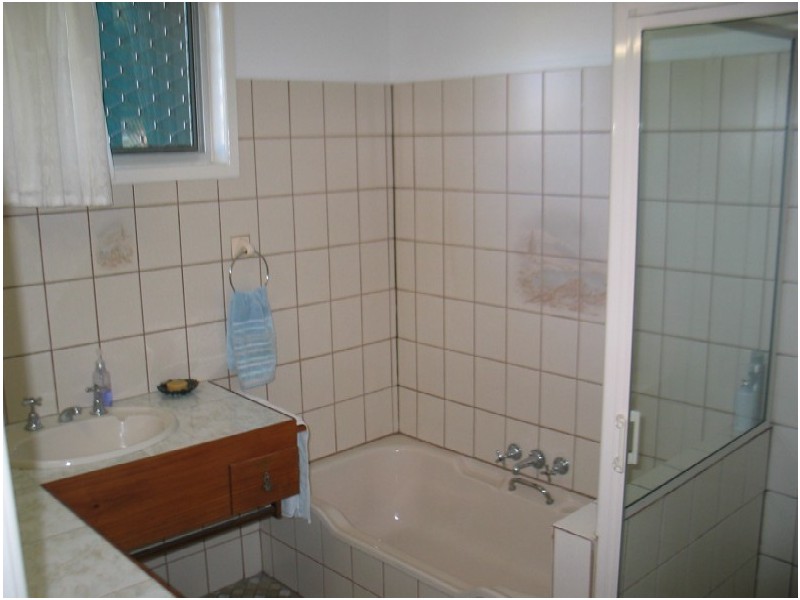 29 Richards St, Svensson Heights QLD 4670