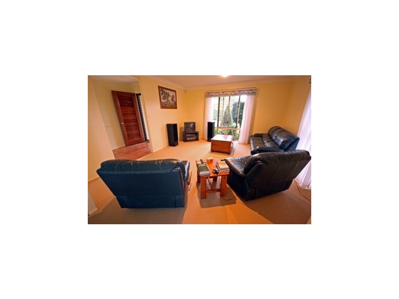 4 Cairnie Street, Bundaberg QLD 4670