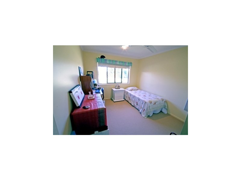 4 Cairnie Street, Bundaberg QLD 4670