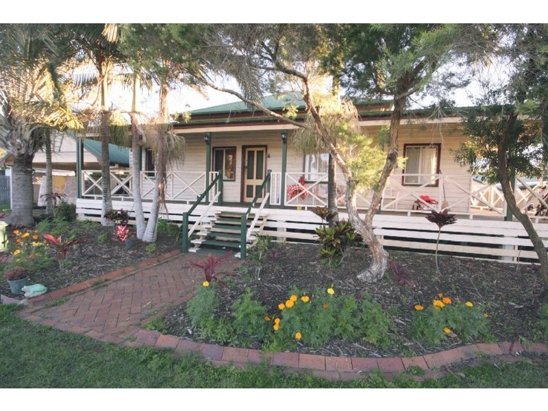 8A Bunda Street, Bundaberg East QLD 4670