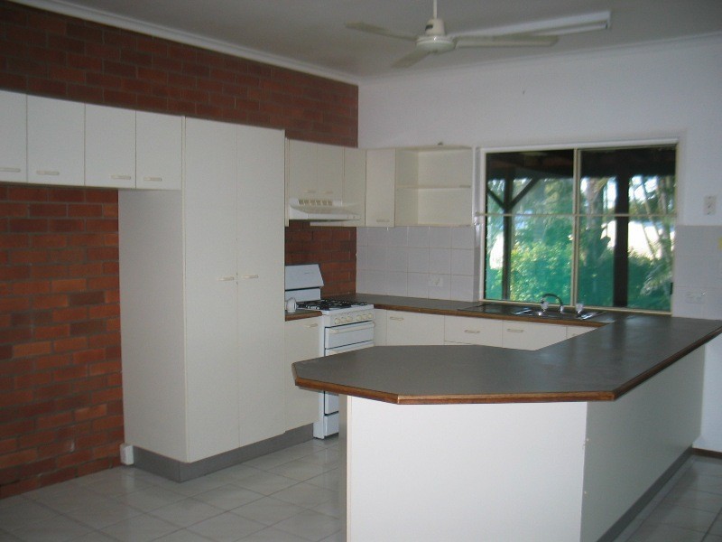 8 Munckton Ct, Innes Park QLD 4670