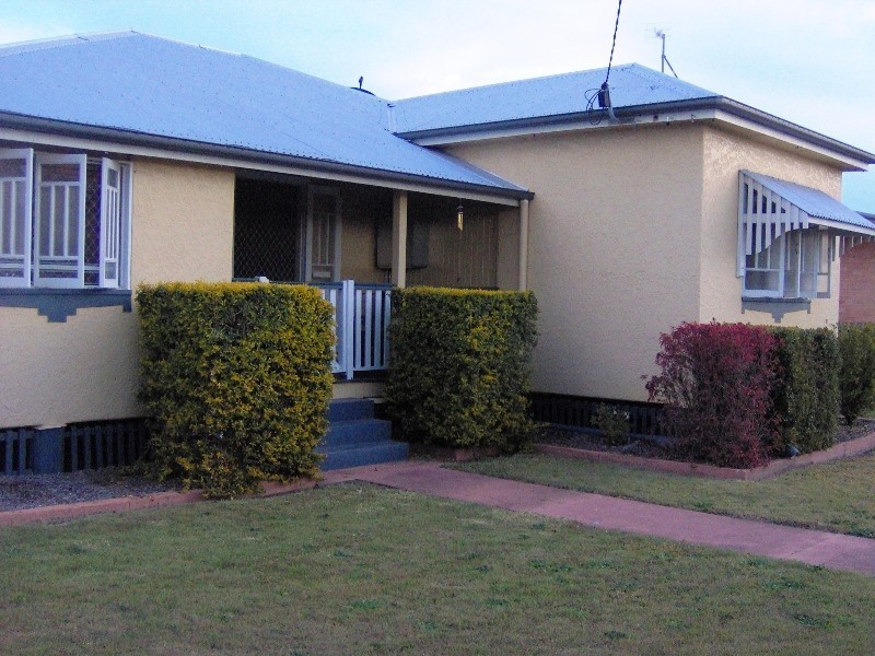 38 Vasey Street, Bundaberg QLD 4670