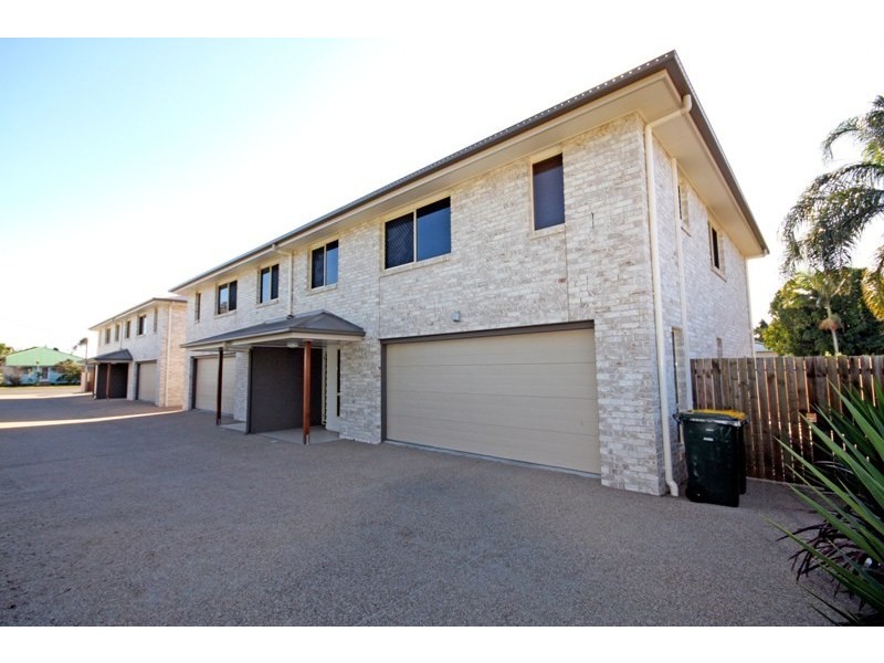 4/10 Curtis Street, Bundaberg QLD 4670